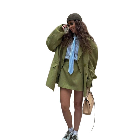 Damen Elegante Blazerjacke mit strukturiertem Stoff und passendem Minirock R&B