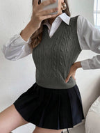 Damen Strickpullover mit V-Ausschnitt und Zopfmuster