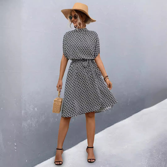 Damen Midikleid mit Gummizug und hochgeschlossenem Kragen R&B