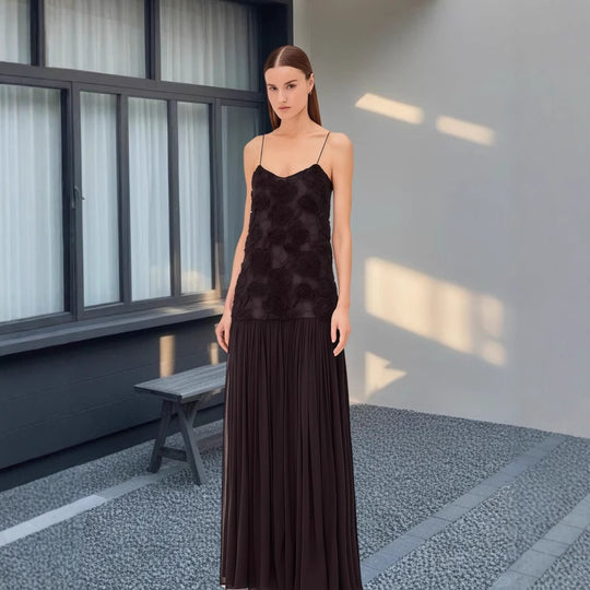 Damen Elegantes Abendkleid mit floralem Spitzenoberteil und schwingendem Rock R&B