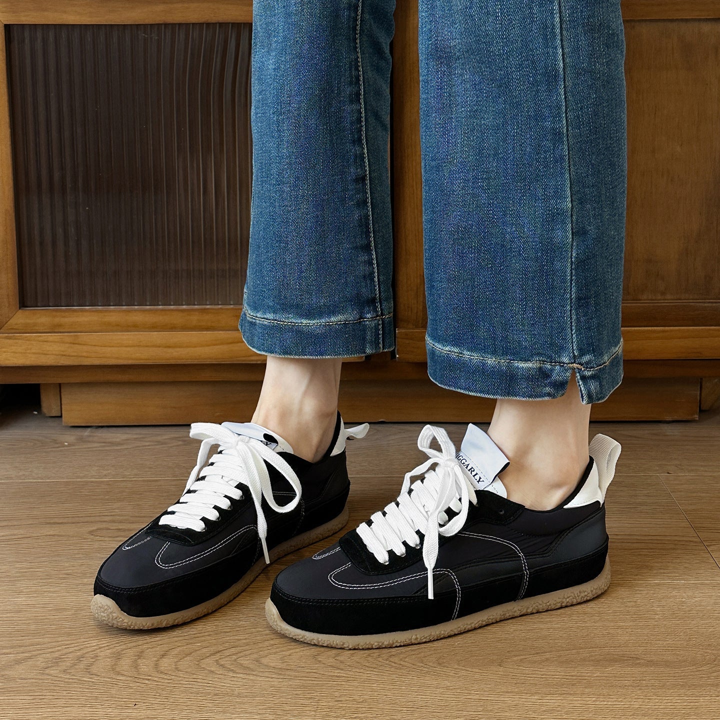 Damen Sneaker im sportlichen Design mit atmungsaktiver Obermaterialkombination