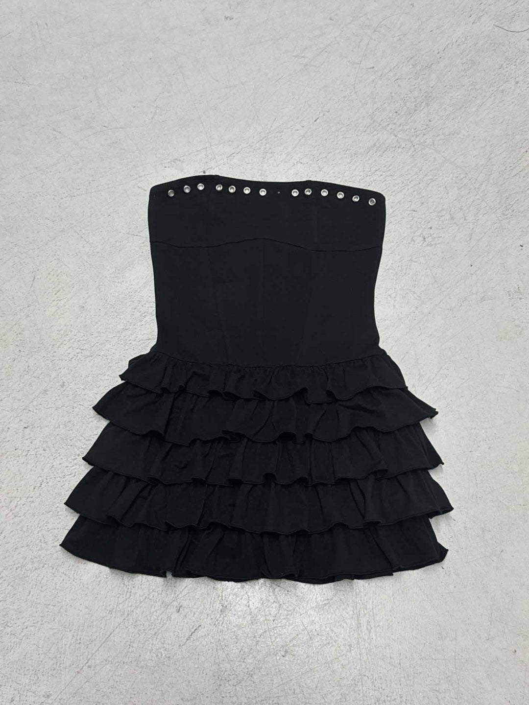 Damen Rüschensommerkleid mit dekorativen Druckknöpfen R&B