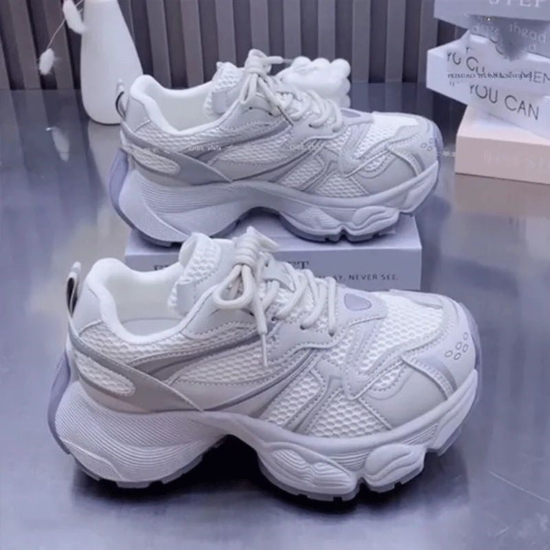 Damen Sportliche Sneakers mit luftigen Mesh-Elementen und stoßdämpfender Sohle R&B