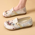 Damen Hausschläppchen mit floraler Stickerei und elegantem Riemen R&B