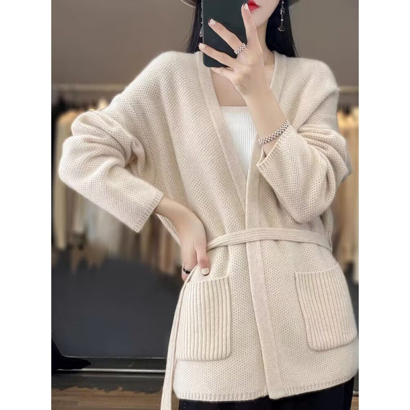Damen bequeme Strickjacke mit Taillengürtel und Taschen R&B