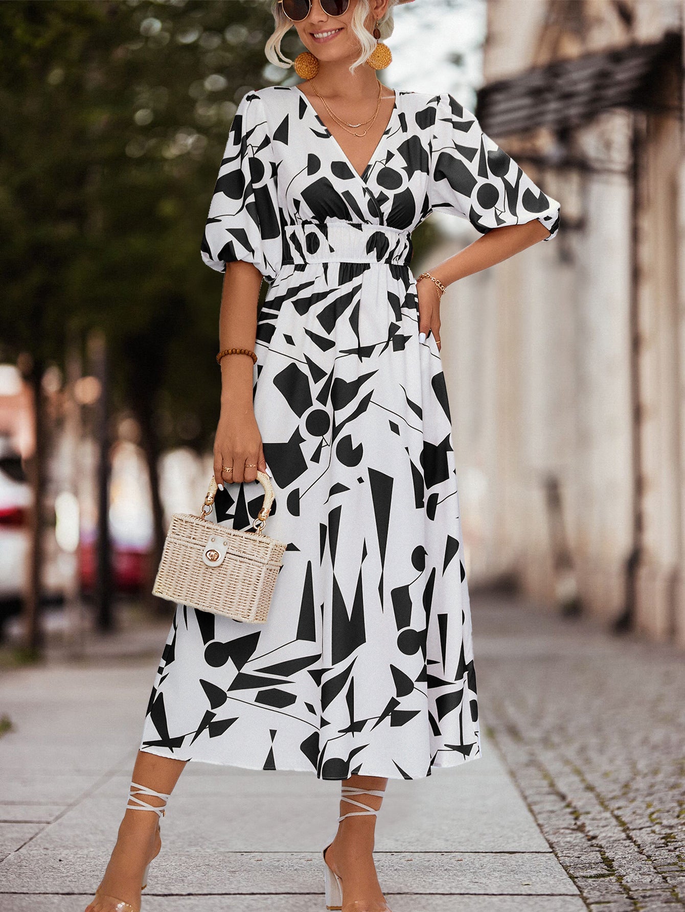 Damen Midikleid mit geometrischem Muster und elastischem Bund R&B