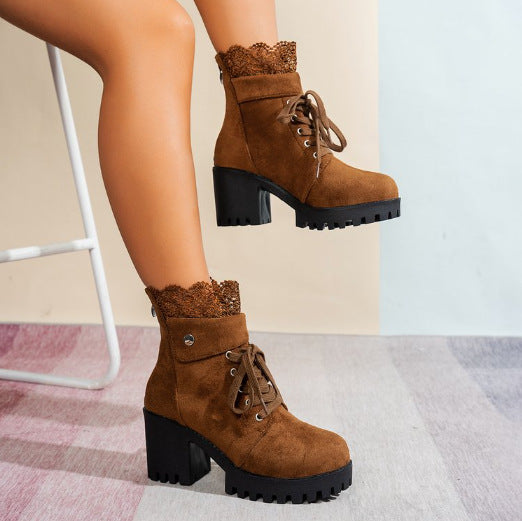 Damen nan Schnürstiefelette mit grober Profilsohle, mittelhohem Blockabsatz und Spitzenkragen R&B