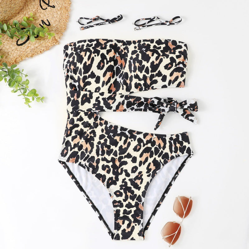 Damen Bandeau Bikini mit asymmetrischem Schnitt und modischem Animal-Print R&B