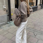 Damen Strickjacke mit tiefem V-Ausschnitt und praktischen Taschen R&B