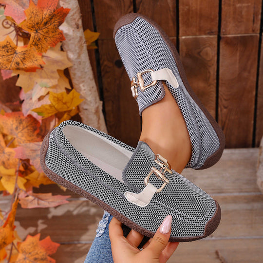 Damen Bequeme Clog-Schuhe mit luftiger Mesh-Oberfläche und modischem Schnallen-Detail R&B