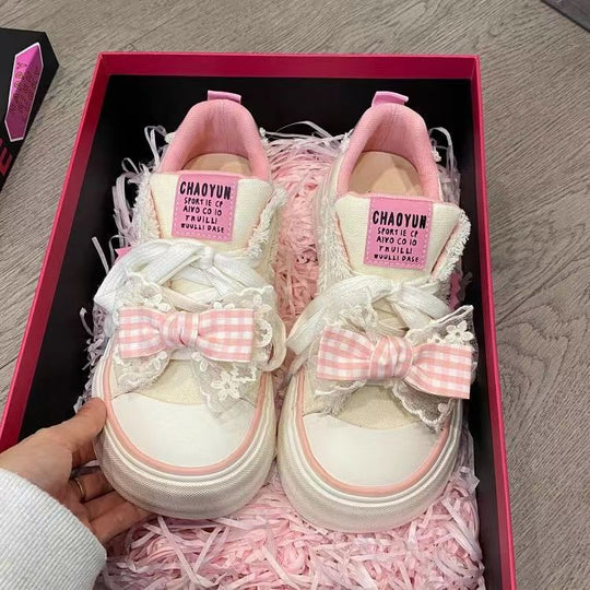 Damen Sneaker mit verspielten Schleifen-Details und rutschfester Sohle R&B