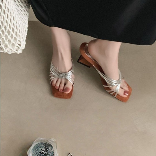 Damen flache Mokassins mit elegantem Riemendesign R&B