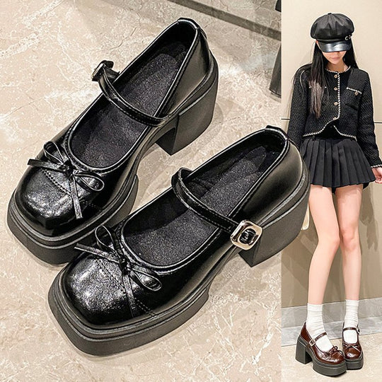 Damen Plateau-Pumps mit Riemchen und Schleifendetail R&B
