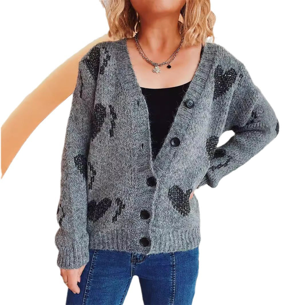 Damen gestrickte Cardigan mit Herzmuster und Knopfdetails R&B