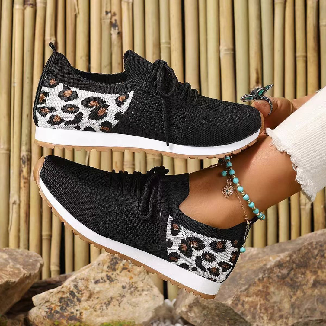 Damen Atmungsaktive Sneaker mit dekorativem Schnürsystem und flexiblem Fußbett R&B
