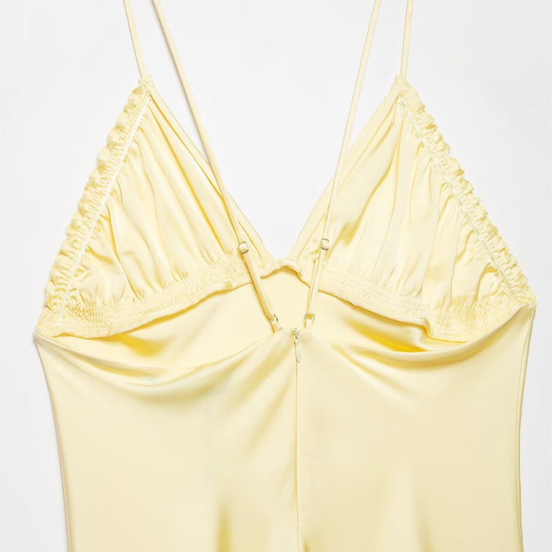 Damen Slipdress mit verführerischem V-Ausschnitt und feinen Rüschendetails R&B