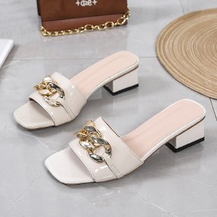 Damen Offene Mules mit glamourösem Schmuckdetail R&B
