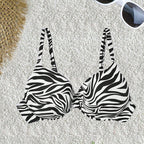 Damen Triangel-Bikinioberteil mit raffinierten Rüschendetails und verstellbaren Trägern R&B