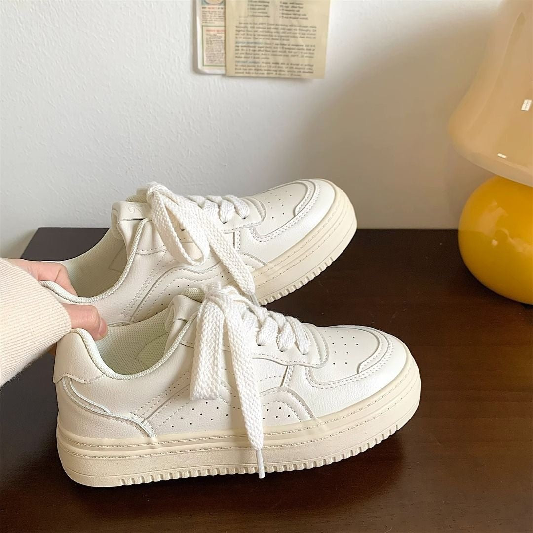 Damen Sportliche Sneakers mit gepolsterter Laufsohle und markantem Design R&B
