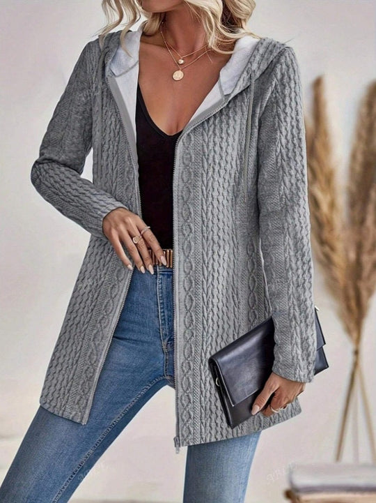 Damen Strickjacke mit Kapuze und trendigem Zopfmuster R&B
