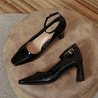 Damen elegante Slingback-Pumps mit robustem Blockabsatz und raffiniertem Riemen