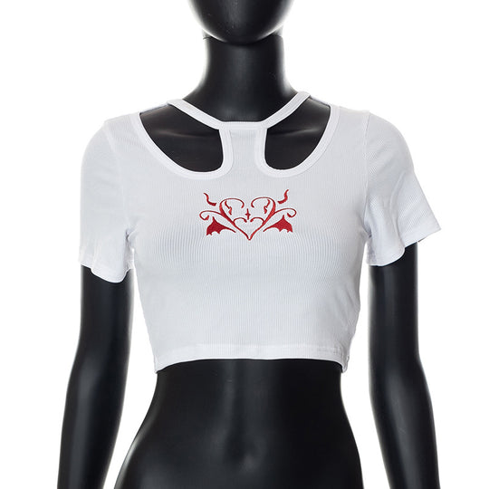 Damen Crop-Top mit kreativem Cut-Out und gesticktem Herzdesign R&B
