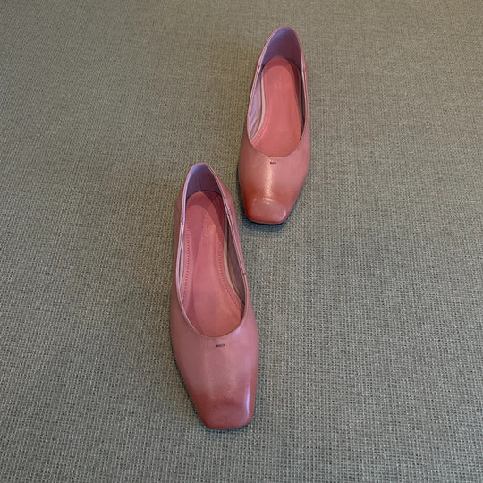 Damen Elegante Flachschuhe mit modischer quadratischer Zehenpartie und hochwertiger Lederverarbeitung R&B