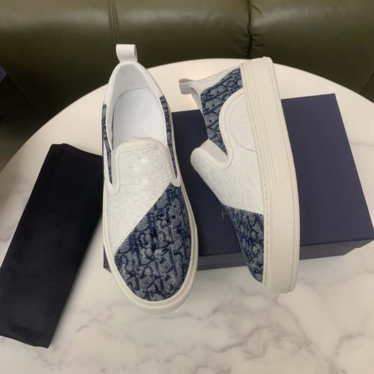 Damen Slip-On Sneakers mit eleganter Textur und komfortablem Fußbett R&B