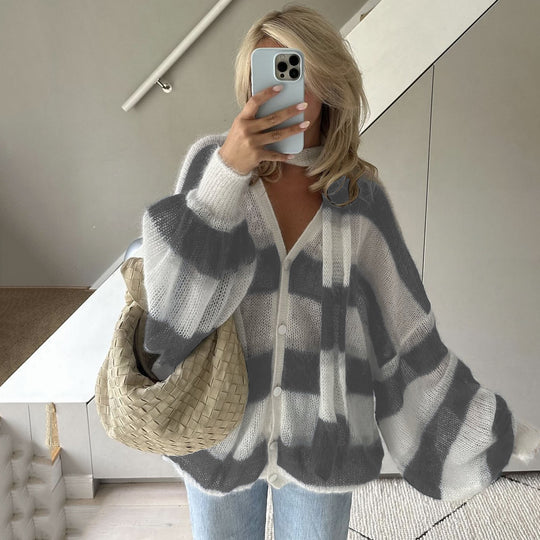 Damen Oversized Strickjacke mit modernen Streifen R&B
