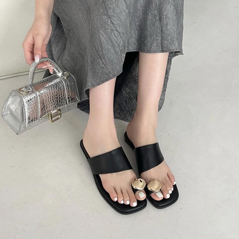 Damen Elegante Pantoletten mit modischem Design und goldenen Akzenten R&B