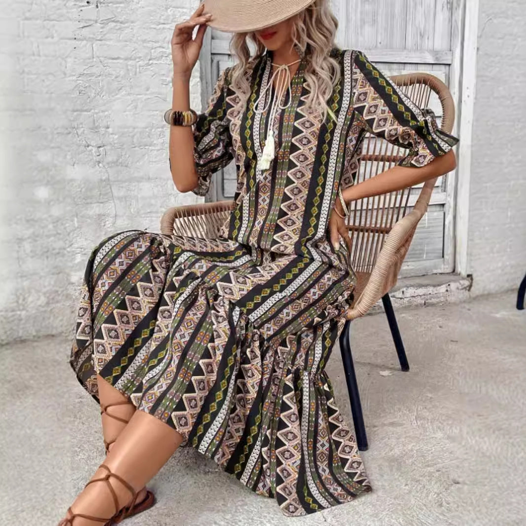 Damen Maxikleid mit grafischem Muster und detailreichen Volants R&B