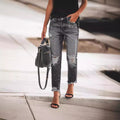 Damen Jeanshose mit modischen Destroyed-Details und bequemer Passform R&B