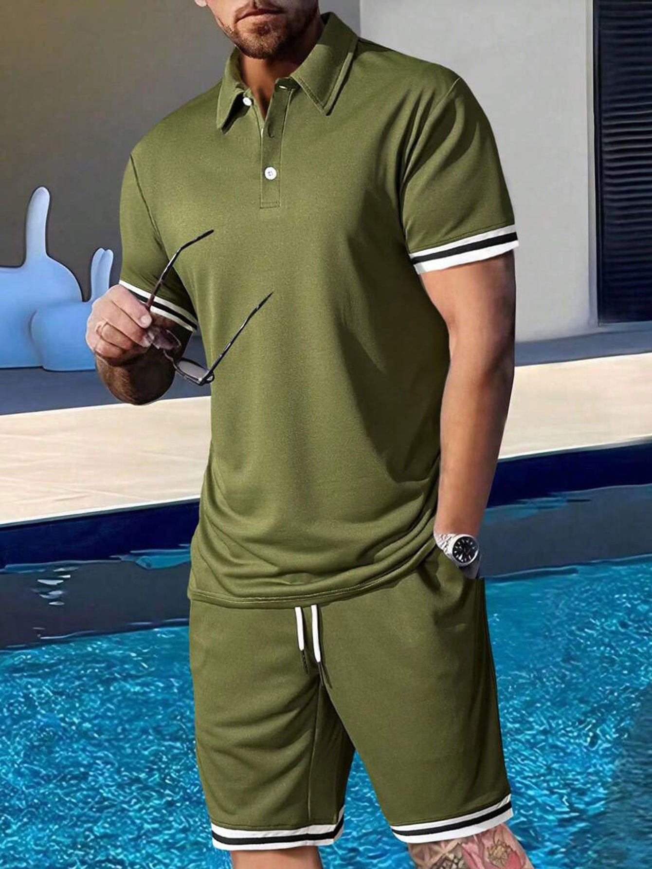 Herren sportliches Polo-Shirt und Shorts Set mit modernem Schnitt