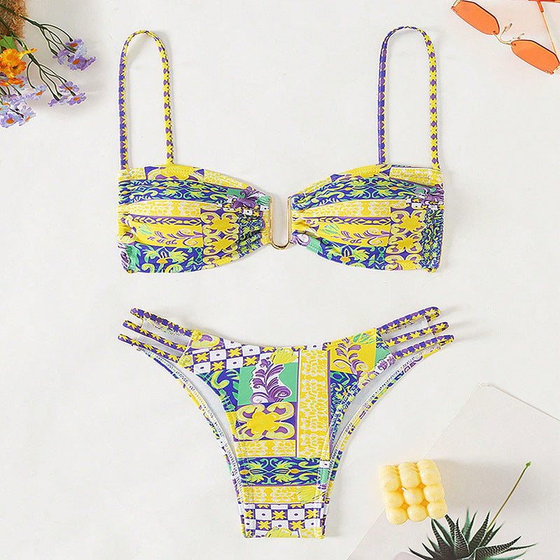 Damen Bandeau-Bikini mit raffinierten Rüschendetails und elegantem Muster R&B