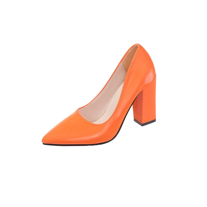 Damen Spitzen Pumps mit bequemem Blockabsatz und glänzendem Finish R&B