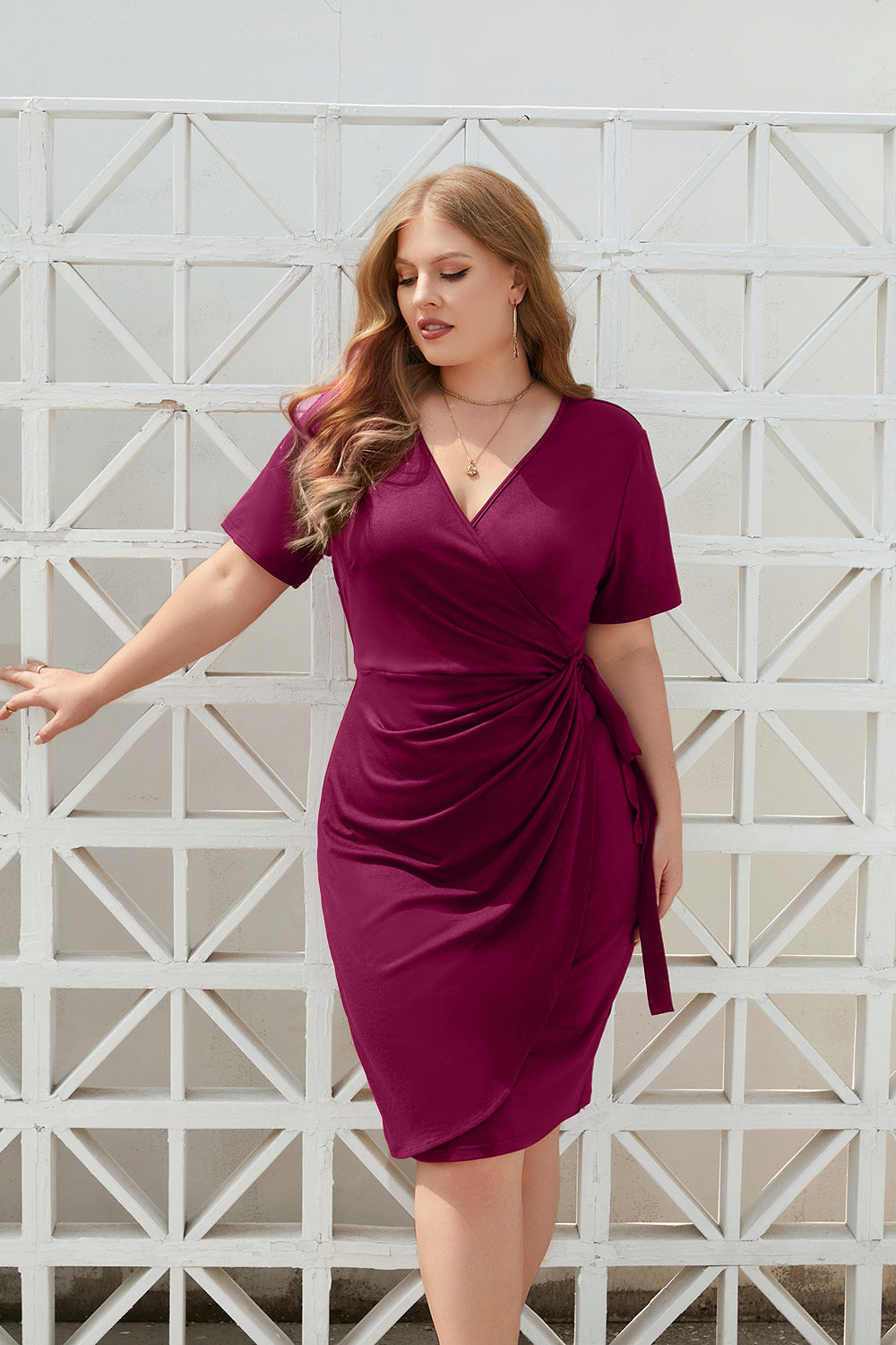 Damen Figurbetontes Wickelkleid mit kurzen Ärmeln und V-Ausschnitt R&B