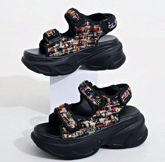 Damen Glamouröse Plateau-Sandalen mit verstellbaren Riemen und funkelnden Applikationen R&B