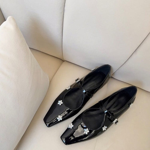 Damen Ballerina-Schuhe mit floralem Schmuckdetail und elegantem Riemendesign R&B