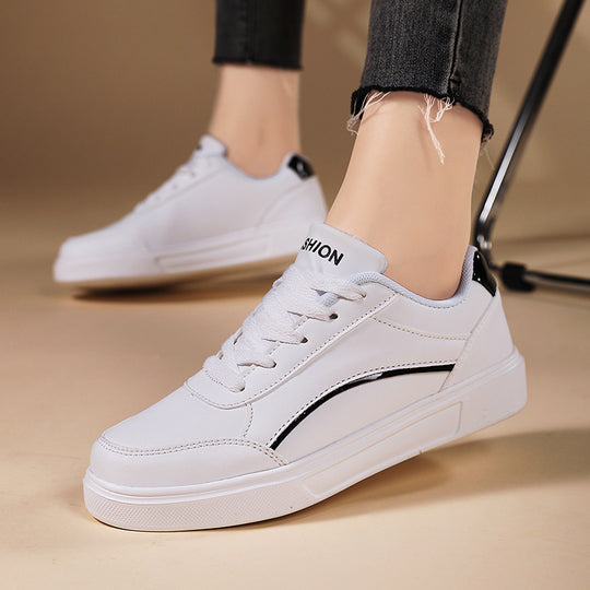Damen Sneakers aus leichtem Kunstleder mit sportlichem Design R&B
