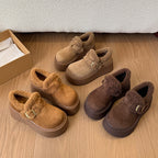 Damen Plüschige Slipper mit robustem Plateau und eleganter Schnalle R&B