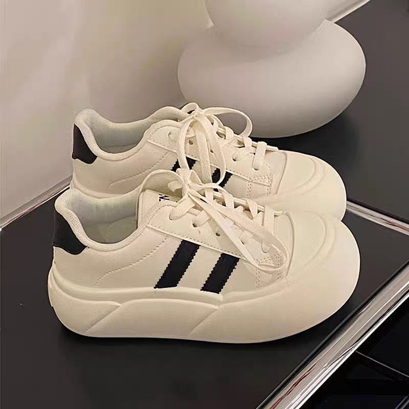 Damen Sportliche Sneakers mit gepolstertem Innenfutter und rutschfester Laufsohle R&B