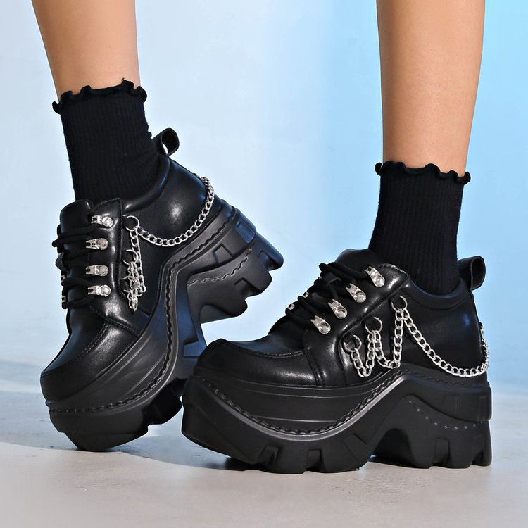 Damen Chunky Sneaker mit glanzvollen Kettenakzenten R&B