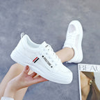 Damen Sneaker mit atmungsaktiver Mesh-Oberfläche und rutschfester Sohle R&B