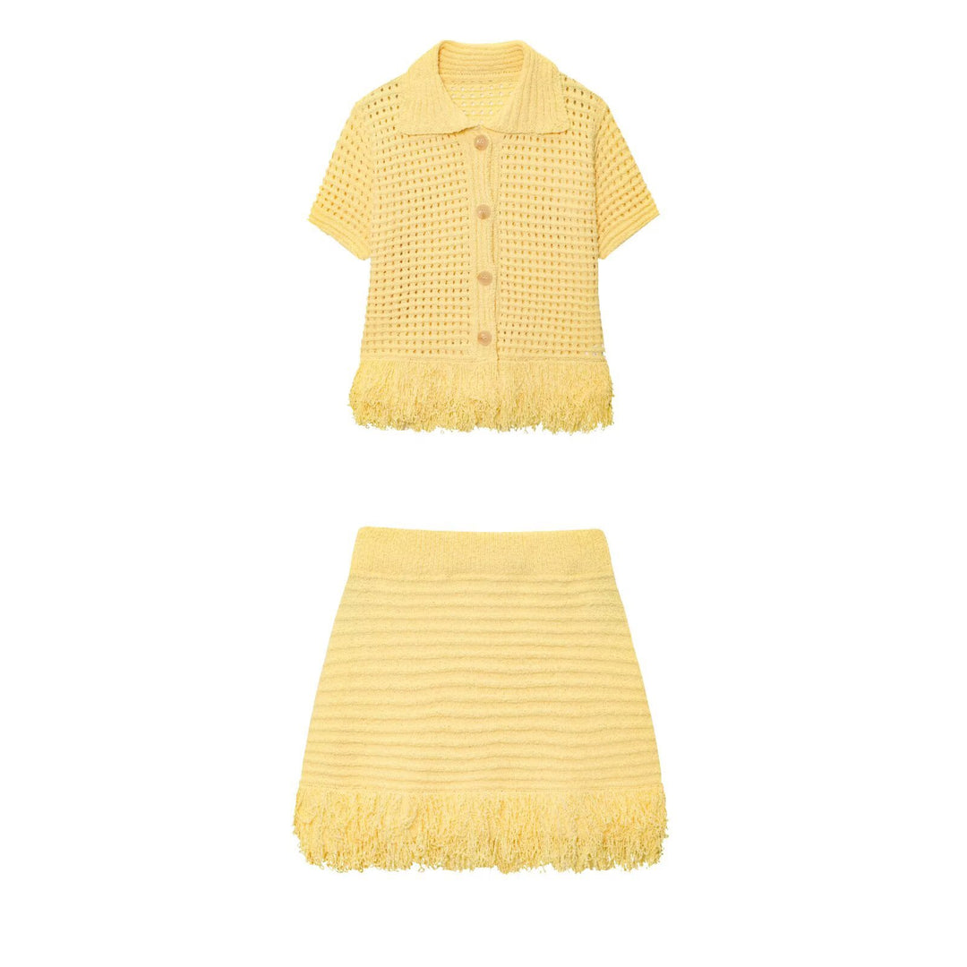Damen Kurzarm-Strickjacke mit fransigem Saum und dekorativen Knöpfen R&B