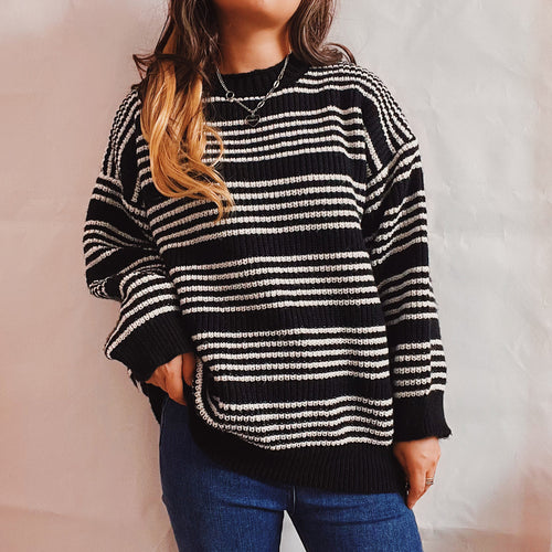 Damen lässiger Strickpullover mit breiten Streifen und überschnittenen Schultern R&B