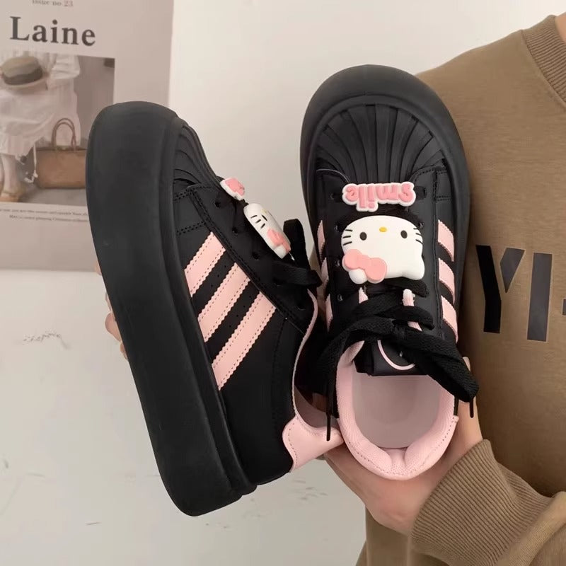 Damen Plateau Sneakers mit verspielten Hello Kitty Applikationen R&B