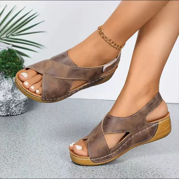Damen offene Riemensandalen mit modischem Cross-Design R&B