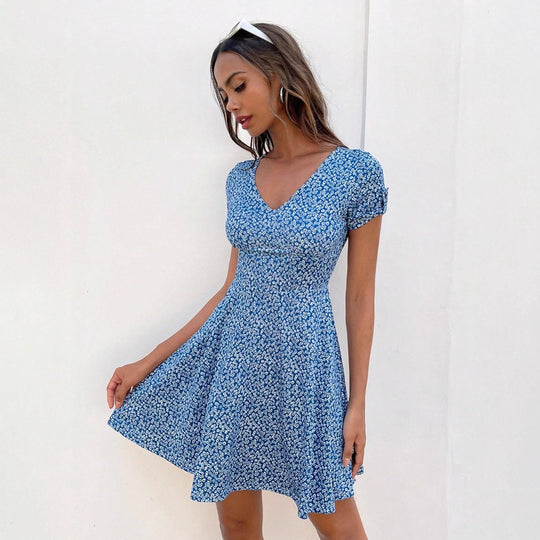 Damen Sommerliches Freizeitkleid mit floralen Mustern und schwingendem Rock R&B