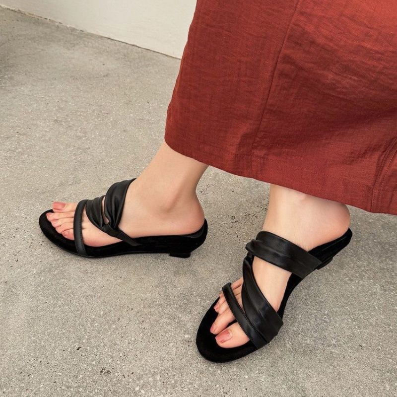 Damen komfortable Zehentrenner-Sandalen mit elegantem Riemendesign R&B