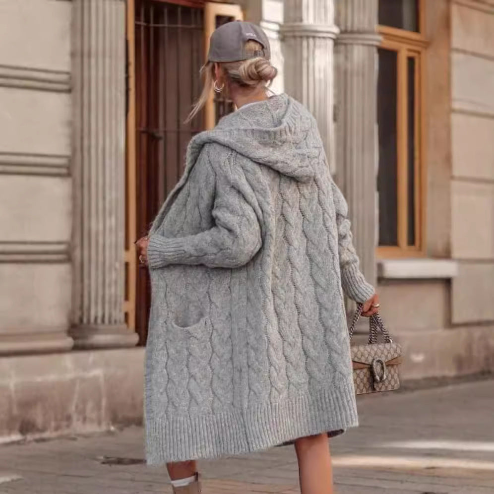 Damen Grobstrickkarte mit eleganter Maschenstruktur und praktischen Taschen R&B